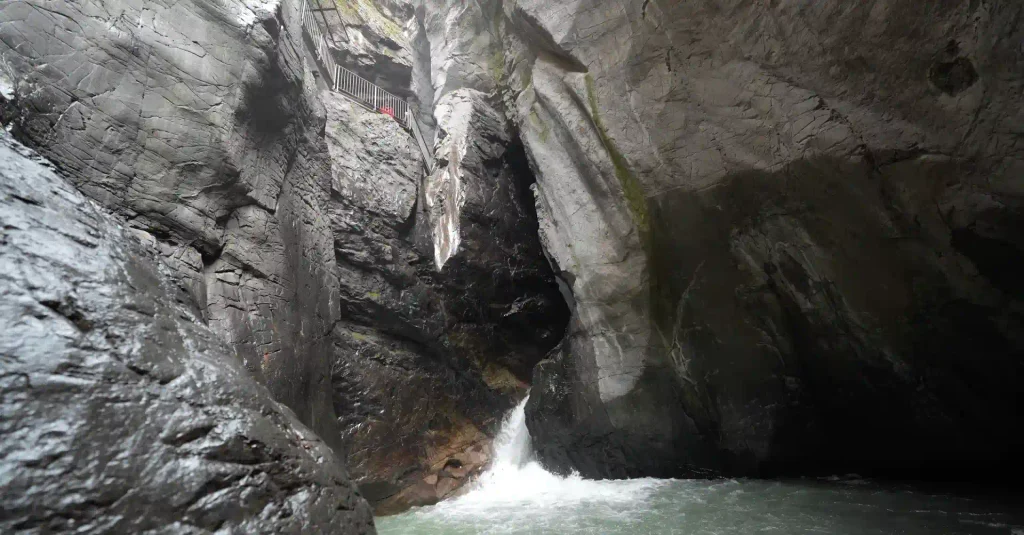 box canyon falls, million dollar highway